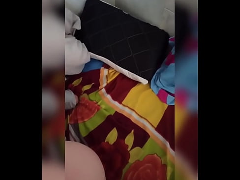 ❤️ Съквартирантката ми остава сама вкъщи, защото съпругът ѝ е на почивка, а аз се възползвам от възможността да я чукам и да пълня задника ѝ с мляко ❤️ Ебане видео в bg.hentaiser.ru ️❤